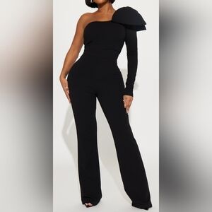 Fashion Nova Elegant Black One-Shoulder Jumpsuit